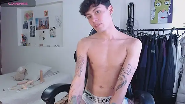 Amahd696 online show from 11/07/25, 09:19