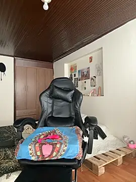 Amahd696 online show from 10/22/25, 02:49