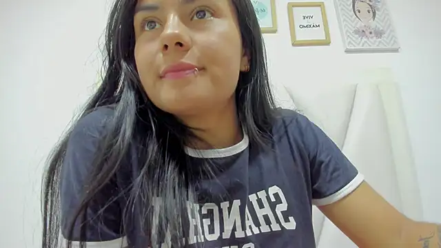 atilanadiaz7 online show from 02/26/26, 07:14