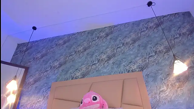  Hollywood 1 online show from 11/11/25, 07:14