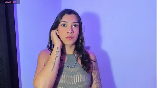 Snapshot of Camila_Coxx chatting on 03/08/25, 06:37 Camila Coxx online show from 03/08/25, 06:37