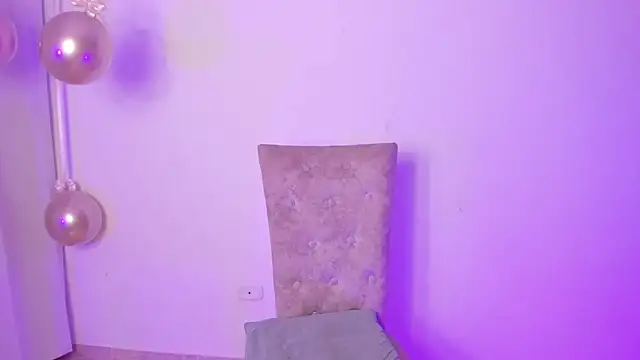 Camila Coxx online show from 07/17/26, 06:10