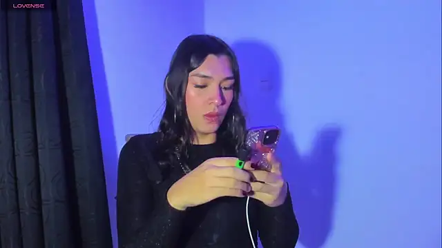 Snapshot of Camila_Coxx chatting on 03/04/25, 06:26 Camila Coxx online show from 03/04/25, 06:26