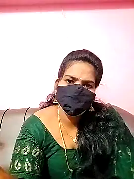 melina214 online show from 10/07/25, 03:51