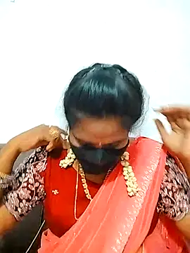 melina214 online show from 02/18/26, 04:58