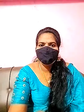 melina214 online show from 10/06/25, 03:29