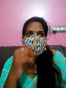 Snapshot of melina214 chatting on 06/22/26, 04:48 melina214 online show from 06/22/26, 04:48