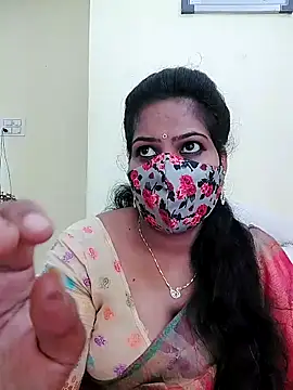melina214 online show from 04/21/26, 03:57
