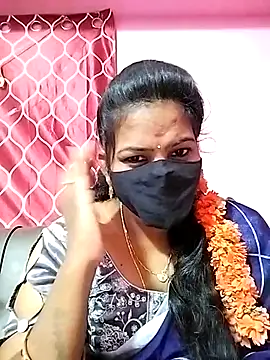 melina214 online show from 03/17/25, 02:19