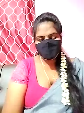 melina214 online show from 03/20/25, 04:42