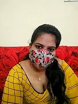 melina214 online show from 04/18/26, 03:36