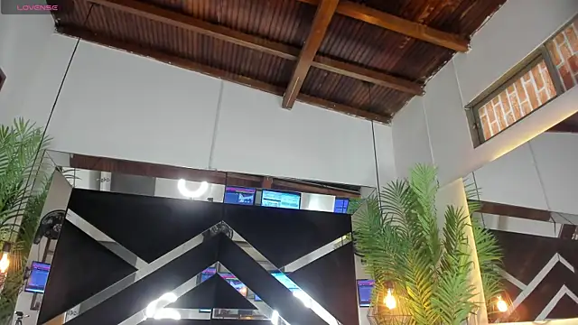 emily-fox online show from 10/10/25, 12:17