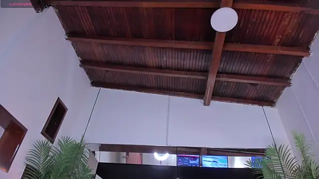 emily-fox online show from 03/05/25, 05:29