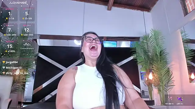 emily-fox online show from 03/17/25, 02:12