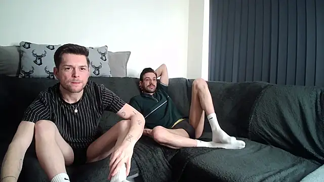 twotwinkhusbandss online show from 04/12/26, 05:49