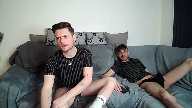 twotwinkhusbandss online show from 12/13/25, 08:04