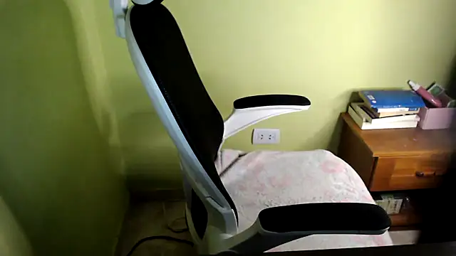 samantha s69 online show from 04/28/26, 11:25