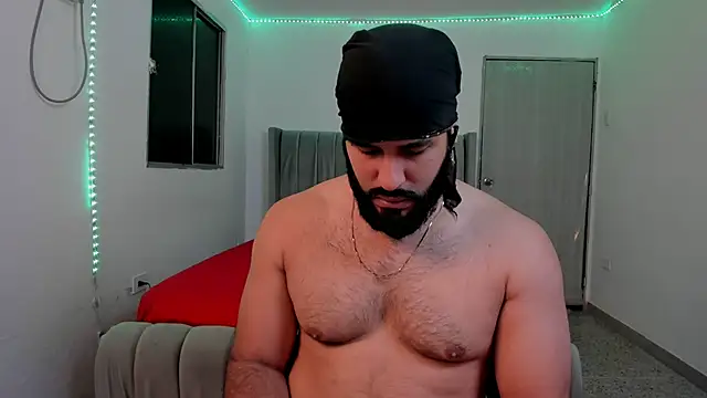 Snapshot of eda_karim chatting on 02/11/26, 08:20 eda karim online show from 02/11/26, 08:20