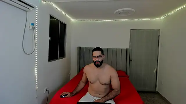 Snapshot of eda_karim chatting on 03/30/26, 08:16 eda karim online show from 03/30/26, 08:16