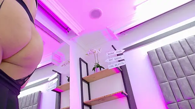 MeryStone online show from 01/08/26, 04:29