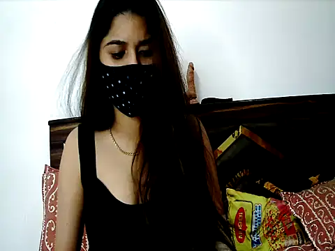 Gloie4u online show from 05/06/26, 02:10