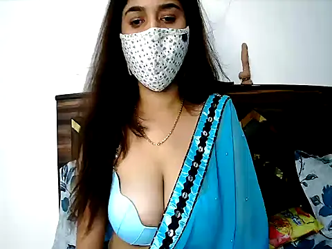 Gloie4u online show from 06/06/26, 10:42