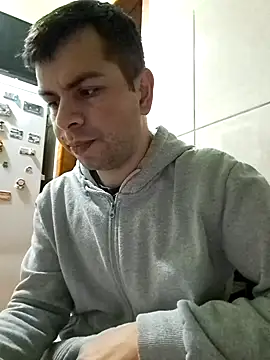 Snapshot of hornny1995 chatting on 02/03/25, 02:03 hornny1995 online show from 02/03/25, 02:03