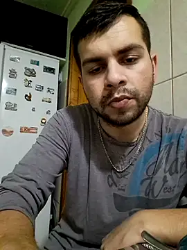 Snapshot of hornny1995 chatting on 01/31/25, 09:16 hornny1995 online show from 01/31/25, 09:16