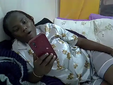 Snapshot of Sweetreena chatting on 06/04/26, 03:49 Sweetreena online show from 06/04/26, 03:49