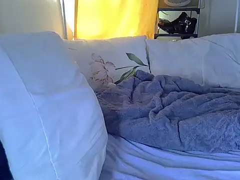 Sweetreena online show from 03/31/26, 05:42