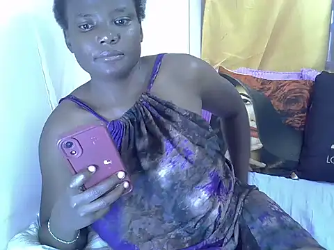 Snapshot of Sweetreena chatting on 05/20/26, 04:04 Sweetreena online show from 05/20/26, 04:04
