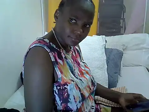 Snapshot of Sweetreena chatting on 06/12/26, 02:48 Sweetreena online show from 06/12/26, 02:48