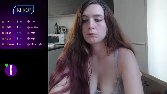 Snapshot of Dominahot4you chatting on 09/10/25, 07:51 Dominahot4you online show from 09/10/25, 07:51