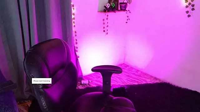 vayolett01 dakotta online show from 04/12/26, 03:43