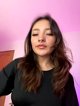 vayolett01 dakotta online show from 09/19/25, 05:00