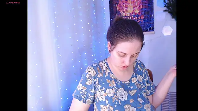 Sakura Green online show from 01/17/26, 12:42