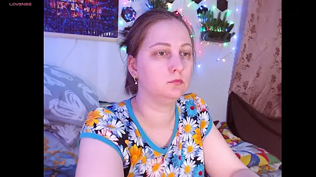 Sakura Green online show from 02/13/26, 11:27