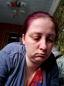 Sakura Green online show from 04/07/26, 09:55