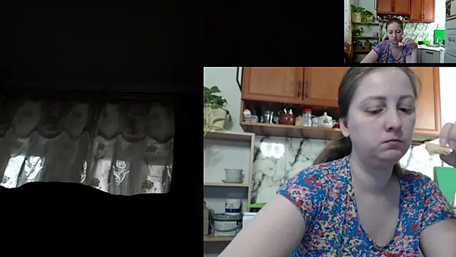 Snapshot of Sakura_Green chatting on 11/23/25, 06:45 Sakura Green online show from 11/23/25, 06:45