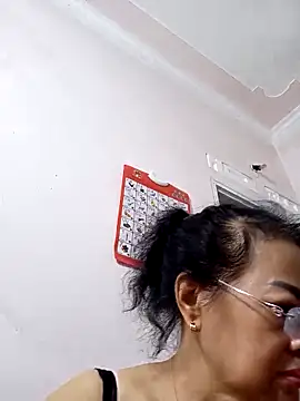 Hotestlove online show from 11/10/25, 12:32