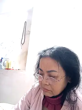 Snapshot of Hotestlove chatting on 01/09/26, 10:17 Hotestlove online show from 01/09/26, 10:17