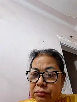 Snapshot of Hotestlove chatting on 02/28/26, 01:27 Hotestlove online show from 02/28/26, 01:27