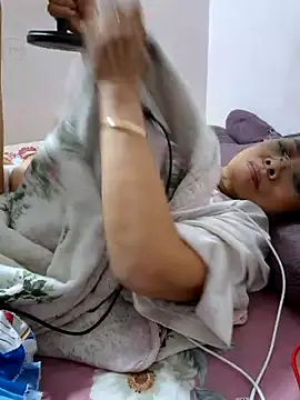 Hotestlove online show from 10/22/25, 11:53