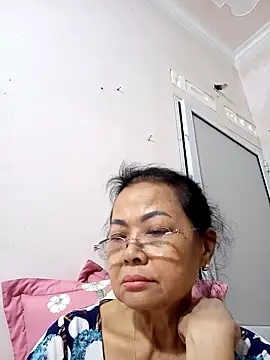 Hotestlove online show from 12/03/25, 10:58