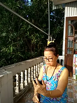 Hotestlove online show from 10/03/25, 11:39