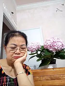 Snapshot of Hotestlove chatting on 04/19/26, 10:56 Hotestlove online show from 04/19/26, 10:56