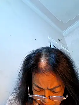 Snapshot of Hotestlove chatting on 01/06/26, 11:14 Hotestlove online show from 01/06/26, 11:14