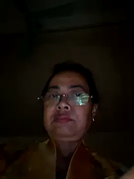 Hotestlove online show from 10/30/25, 11:45