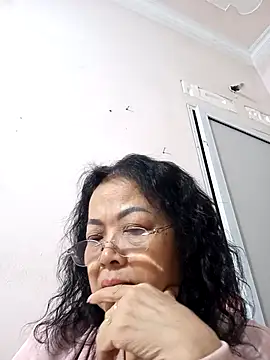 Hotestlove online show from 12/01/25, 02:29