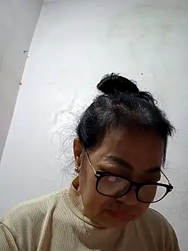 Snapshot of Hotestlove chatting on 01/14/26, 09:40 Hotestlove online show from 01/14/26, 09:40